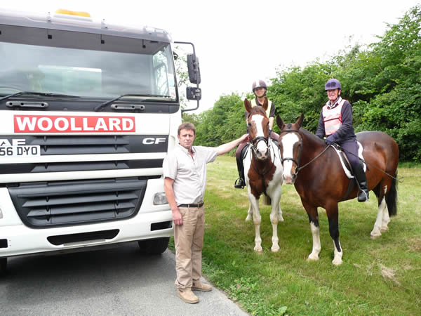 Peace has broken out between horse riders and an earth moving company in East Sussex