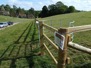 Chorleywood Parish Council. Threat to fence Larks Meadow 